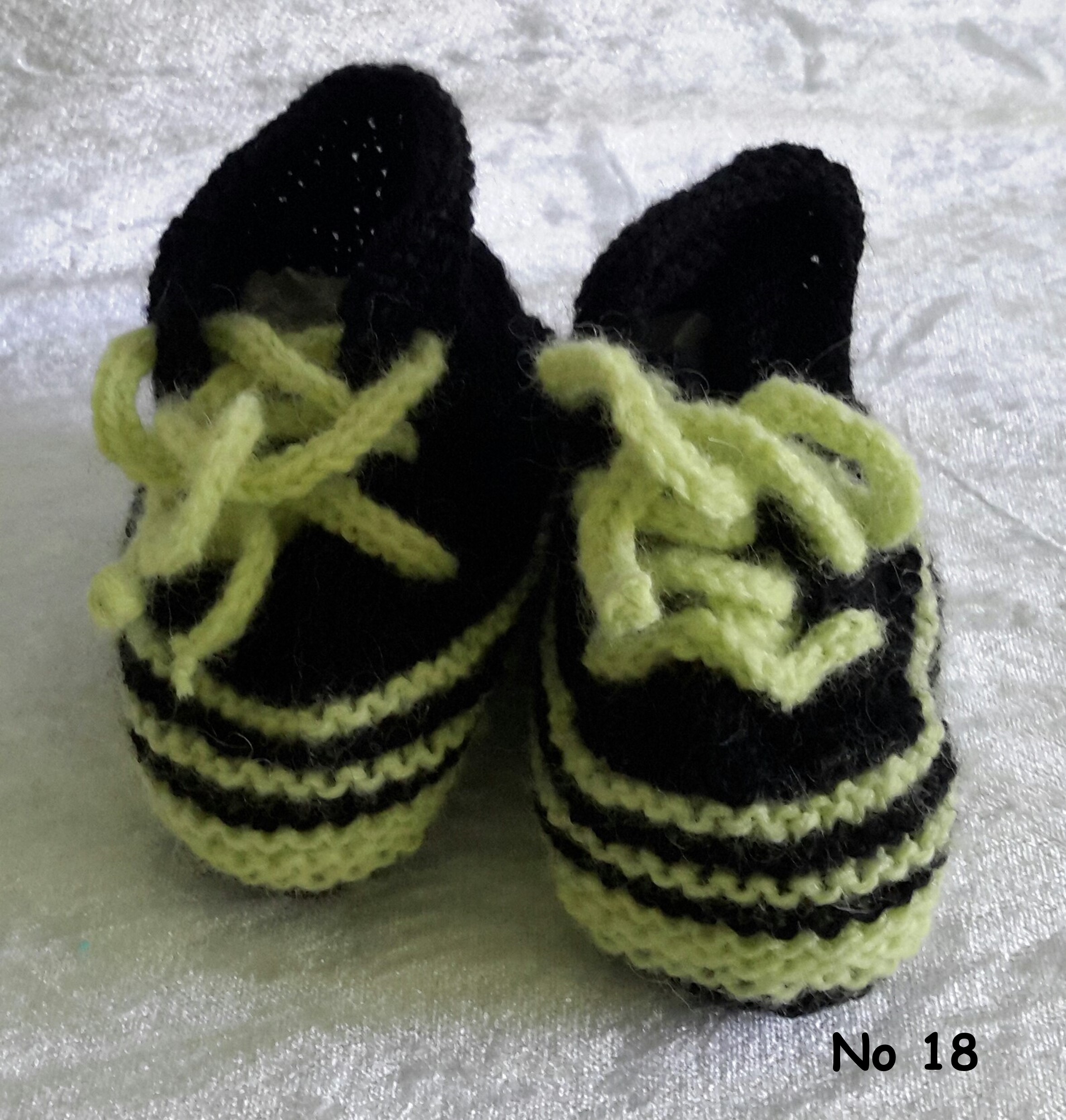 Chaussons "baskets" – Image 12
