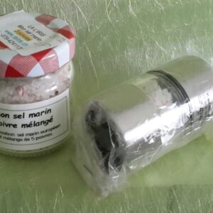 Set de sel marin et poivre mélangé